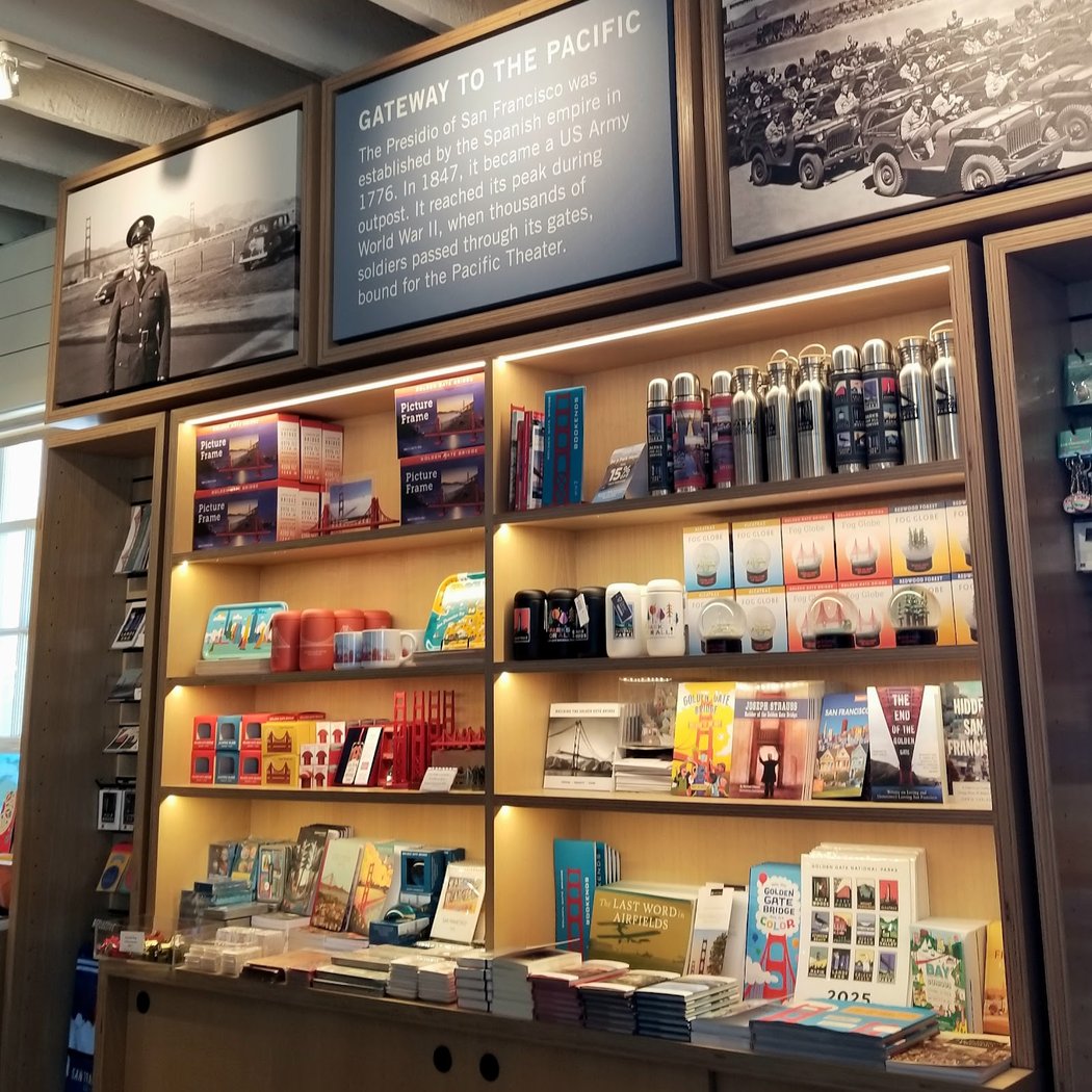 Warming Hut Park Store 1